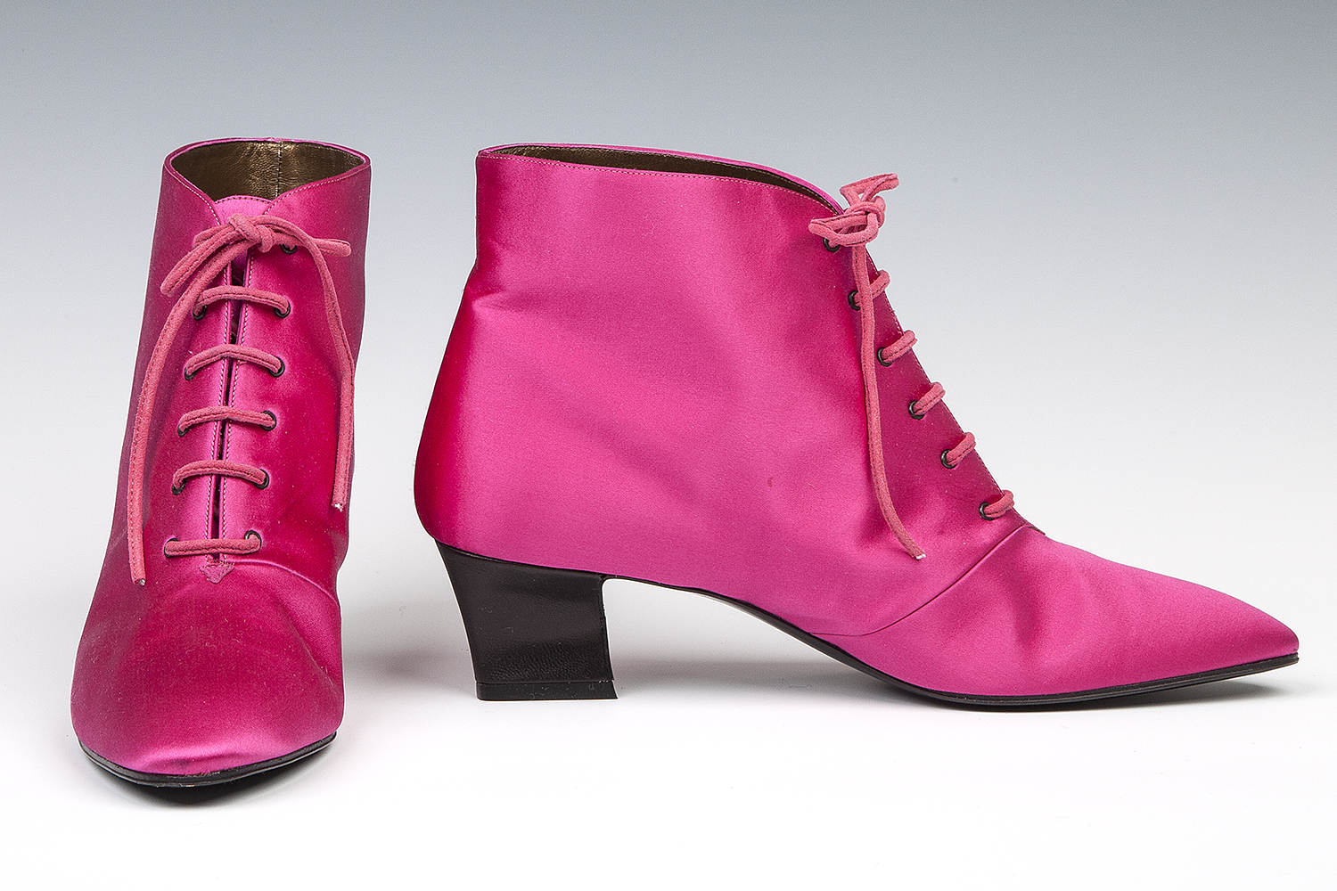 Pink fabric half boots